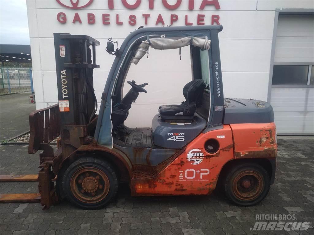 Toyota 40-8FD40N Πετρελαιοκίνητα Κλαρκ