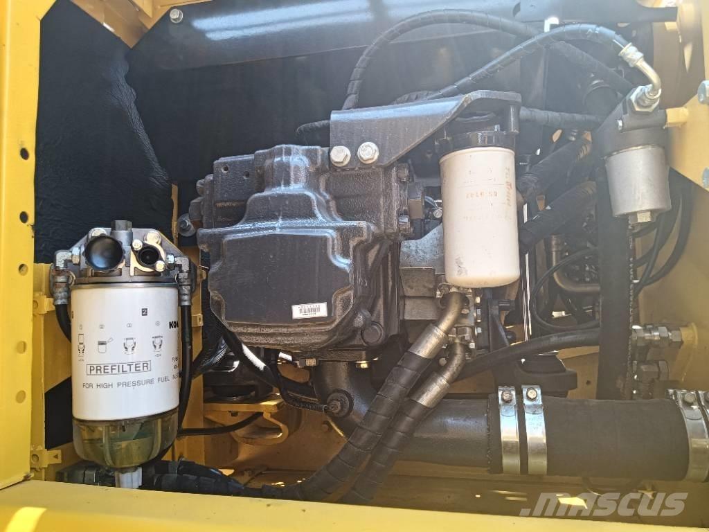 Komatsu PC 220-8 Εκσκαφείς με ερπύστριες