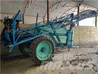 Berthoud Major 3200 Ρυμουλκούμενα ψεκαστικά