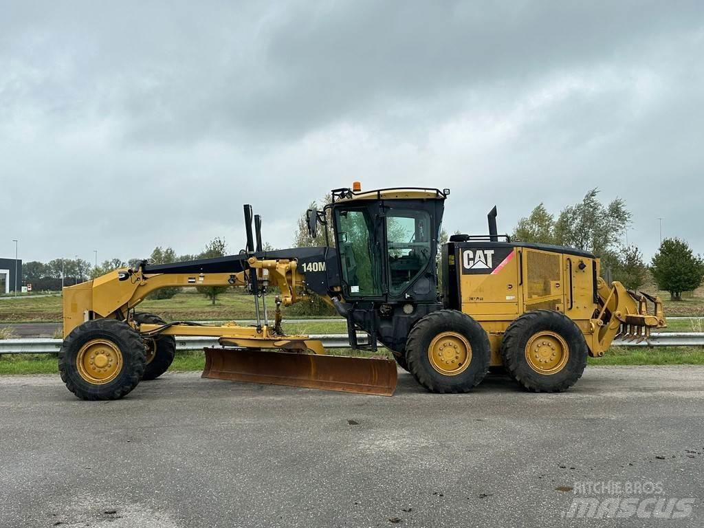 CAT 140M Γκρέιντερς
