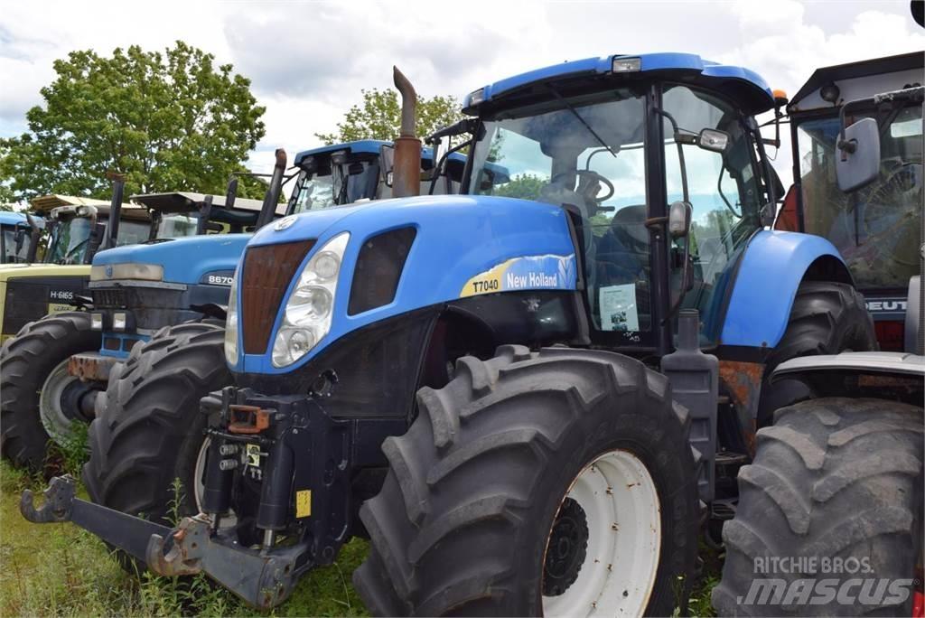 New Holland T 7040 Τρακτέρ