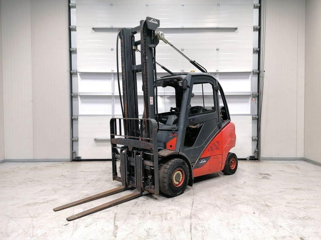 Linde H30T-02 Περονοφόρα ανυψωτικά κλαρκ με φυσικό αέριο LPG