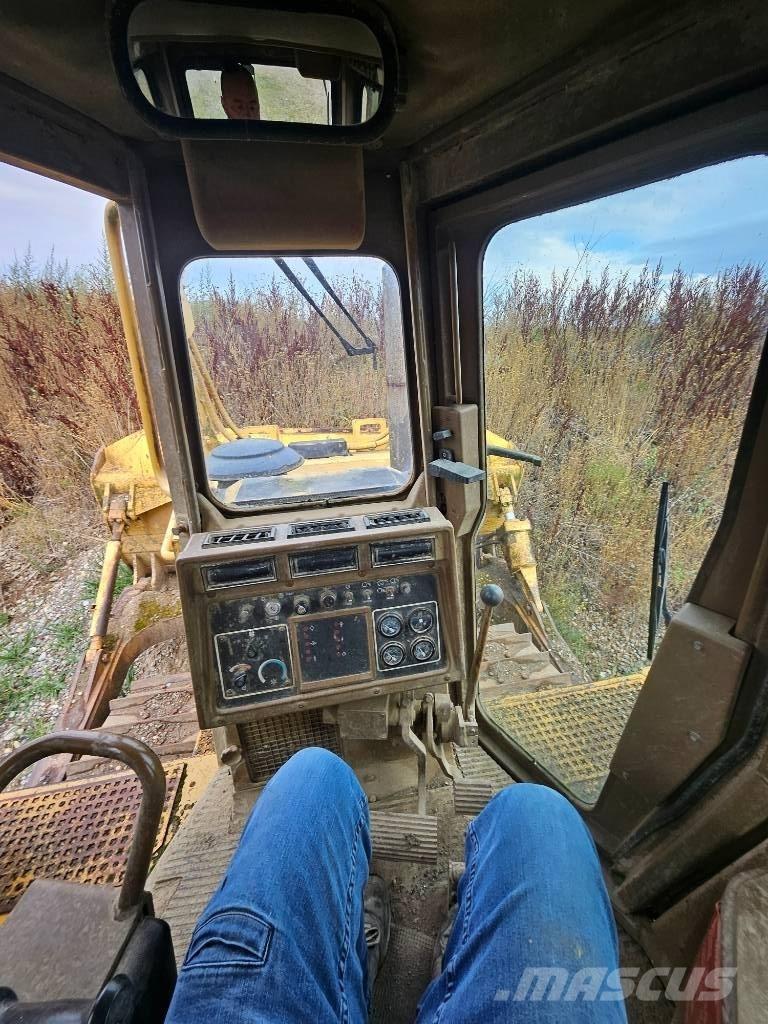 CAT D6h Μπουλντόζες με ερπύστριες
