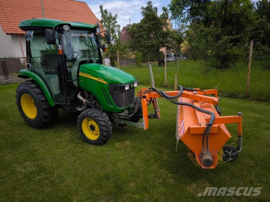 John Deere 3720 Τρακτέρ μικρών διαστάσεων