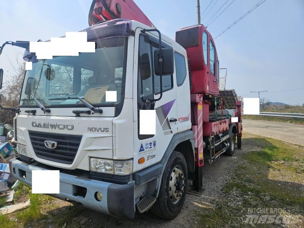 Horyong SKY450 Εναέριες πλατφόρμες τοποθετημένες σε φορτηγό