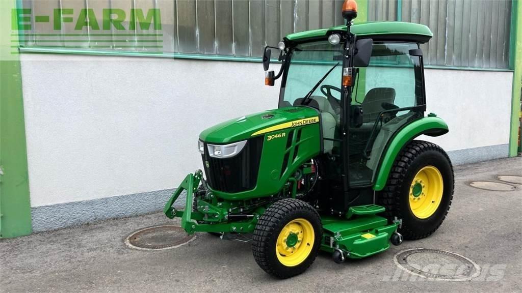 John Deere 3046R Τρακτέρ