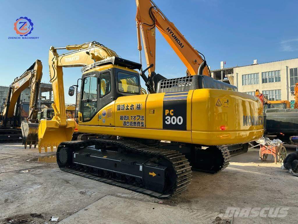 Komatsu PC 300 Εκσκαφείς με ερπύστριες