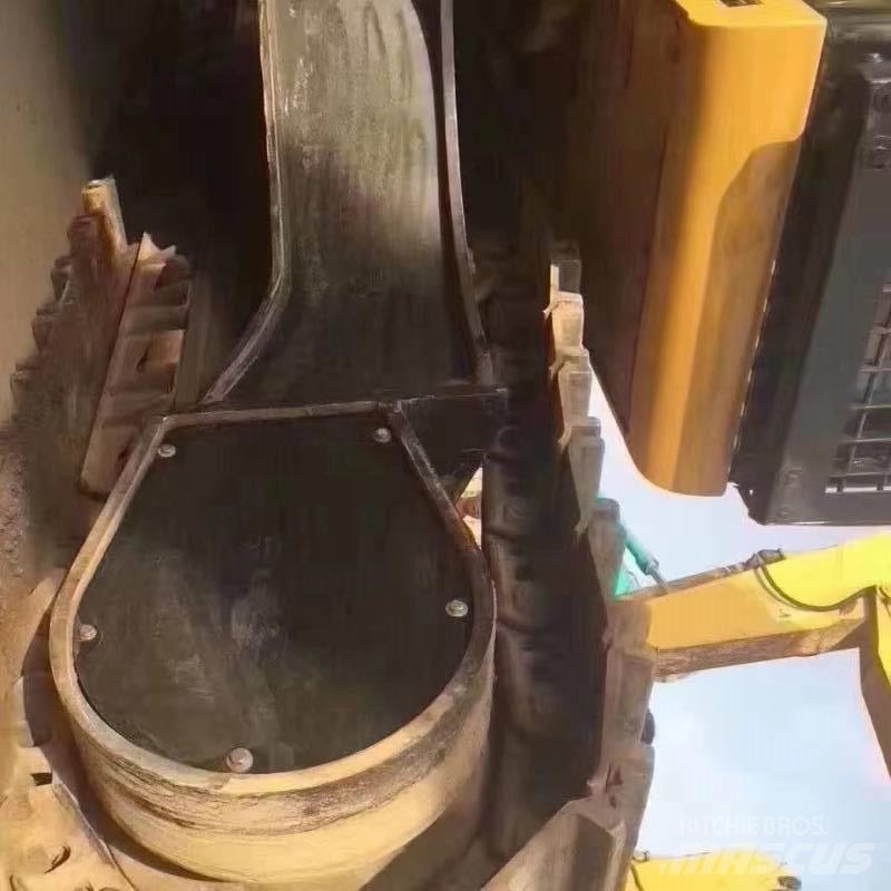 CAT 340 D L Εκσκαφείς με ερπύστριες
