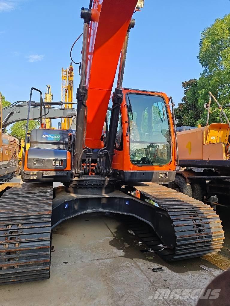 Doosan DX225LC-9C Εκσκαφείς με ερπύστριες