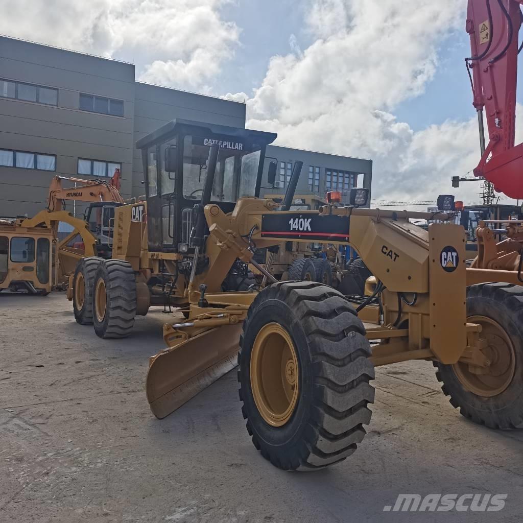 CAT 140k Γκρέιντερς