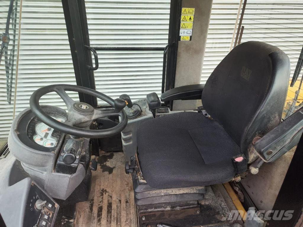 CAT 930G Φορτωτές με λάστιχα (Τροχοφόροι)