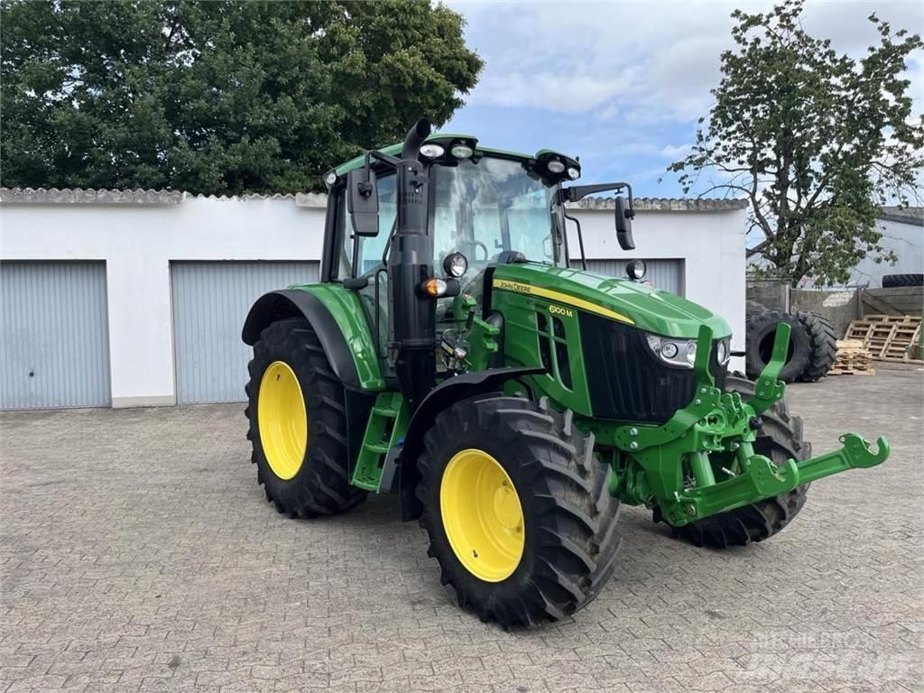 John Deere 6100M Τρακτέρ
