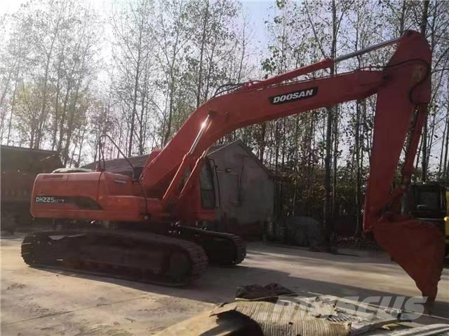 Doosan DH225LC-7 Εκσκαφείς με ερπύστριες