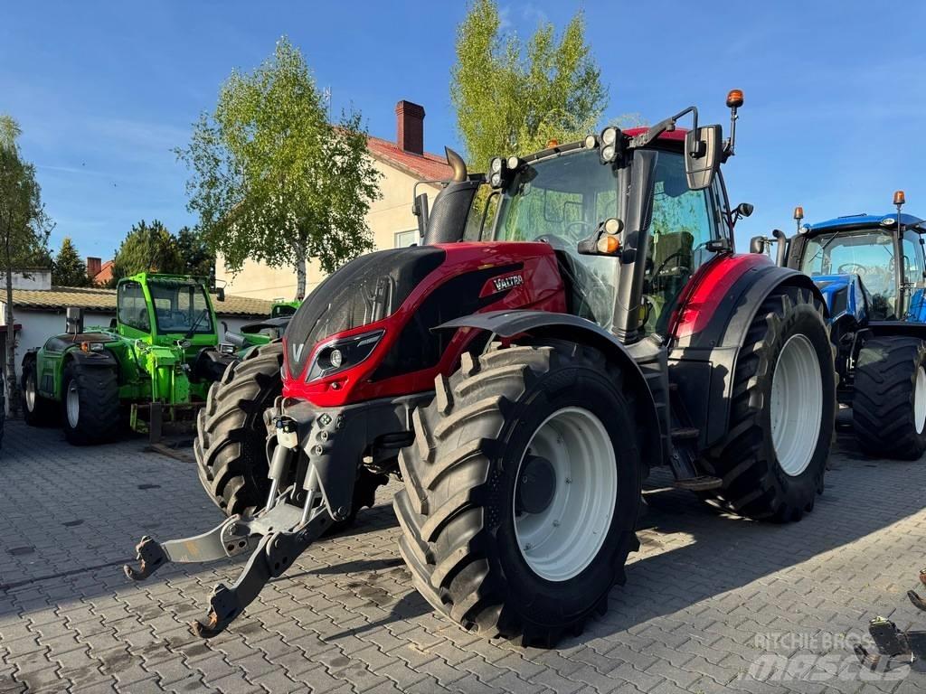 Valtra T234 VERSU Τρακτέρ