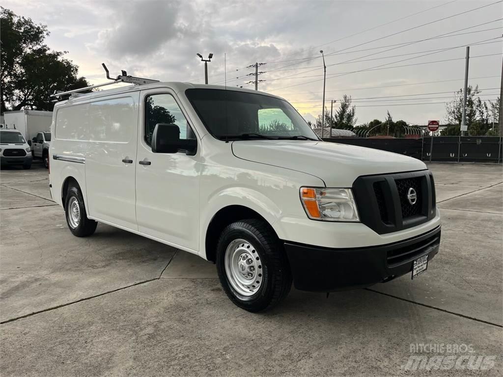Nissan NV Κλειστού τύπου