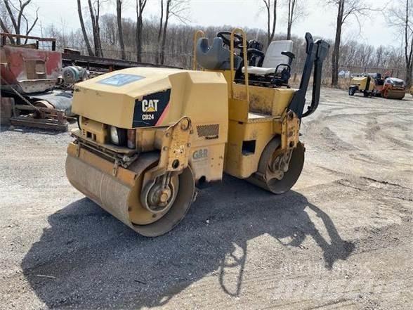 CAT CB24 Οδοστρωτήρες μονού κυλίνδρου