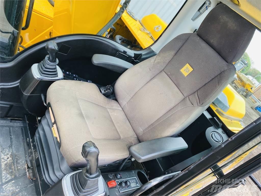 JCB JS130LC Εκσκαφείς με ερπύστριες