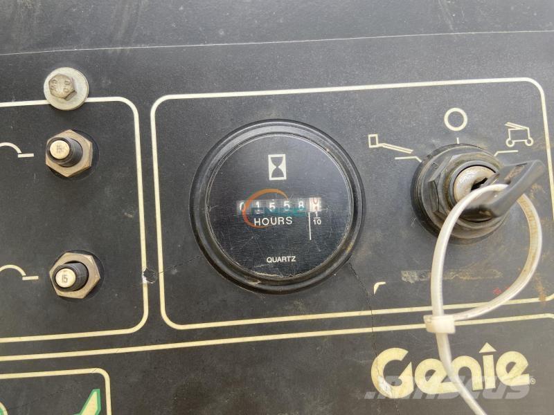 Genie Z51/30J Ανυψωτήρες με αρθρωτό βραχίονα