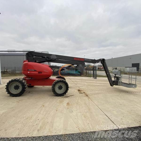 Manitou 200 ATJ Ανυψωτήρες με αρθρωτό βραχίονα