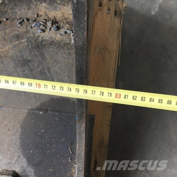 NC  Κουβάδες