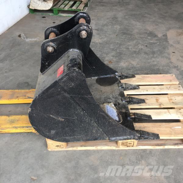 NC  Κουβάδες