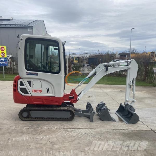 Takeuchi TB216 Εκσκαφείς με τροχούς - λάστιχα