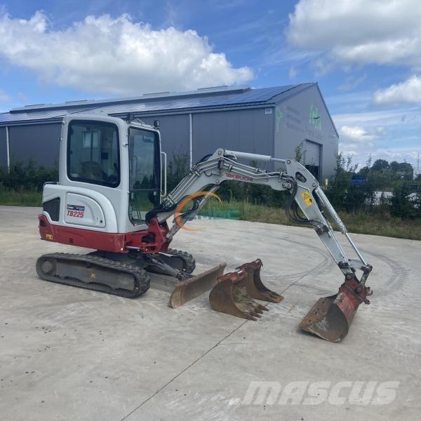 Takeuchi TB225 Εκσκαφείς με τροχούς - λάστιχα