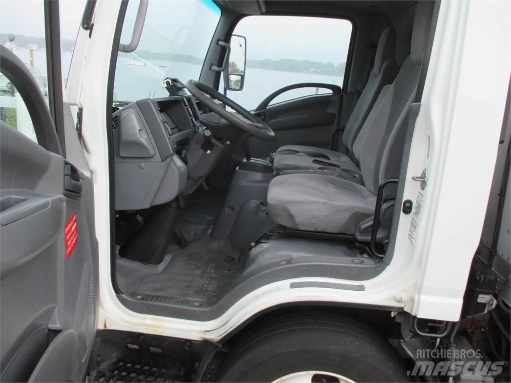 Isuzu NQR Φορτηγά Ψυγεία