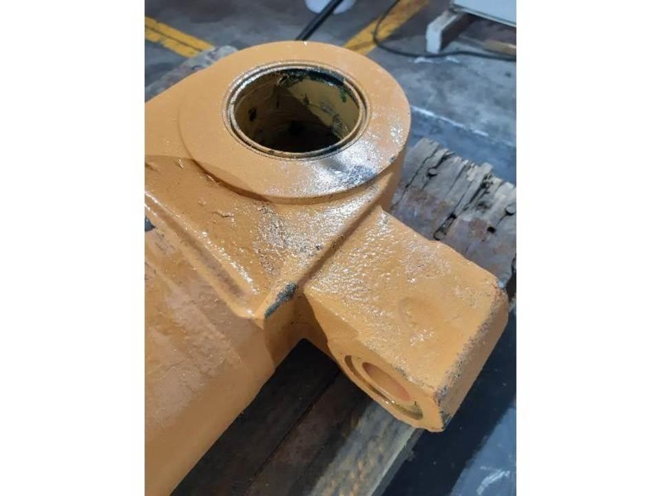 CASE 621C Υδραυλικά