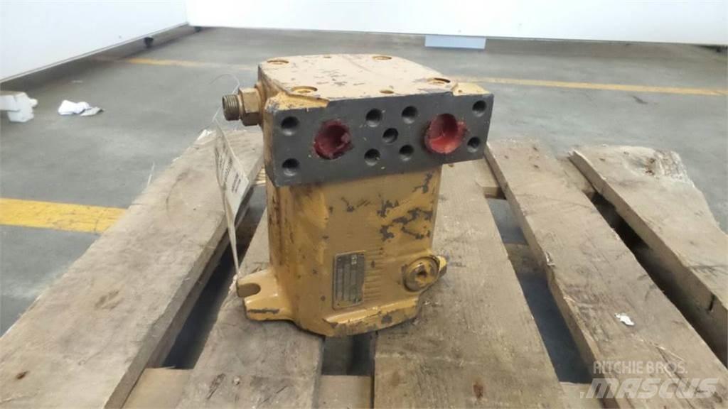 CAT 213B Υδραυλικά