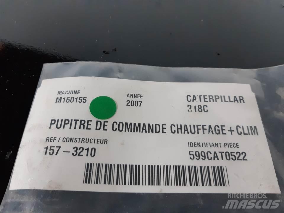 CAT 318C Καμπίνες και εσωτερικό