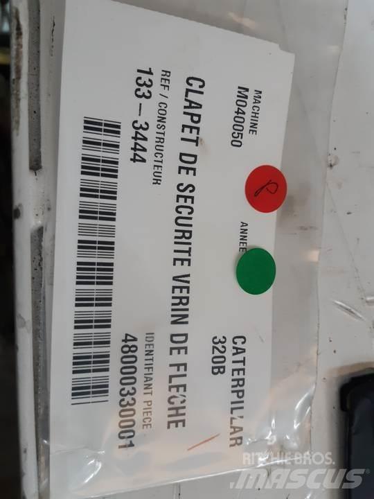 CAT 320B Υδραυλικά