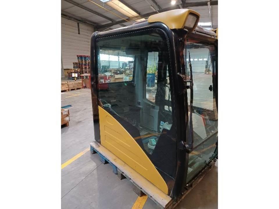 CAT 320DL Καμπίνες και εσωτερικό