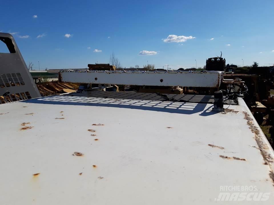 CAT 325LN Καμπίνες και εσωτερικό