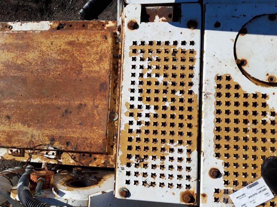 CAT 325LN Καμπίνες και εσωτερικό