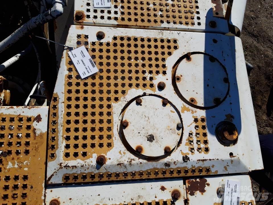 CAT 325LN Καμπίνες και εσωτερικό