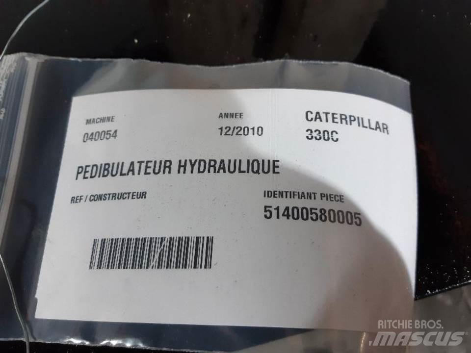 CAT 330C Καμπίνες και εσωτερικό