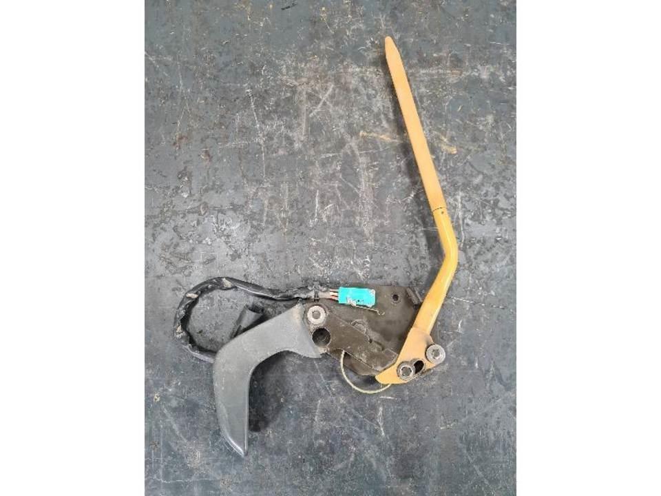 CAT 336DL Καμπίνες και εσωτερικό