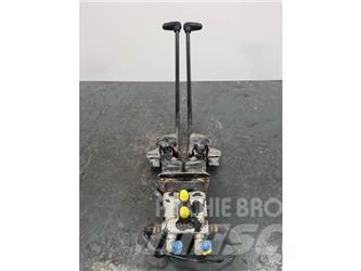 CAT 336DL Καμπίνες και εσωτερικό