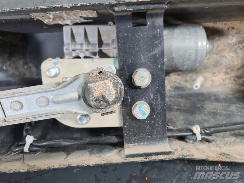 CAT 336DL Καμπίνες και εσωτερικό