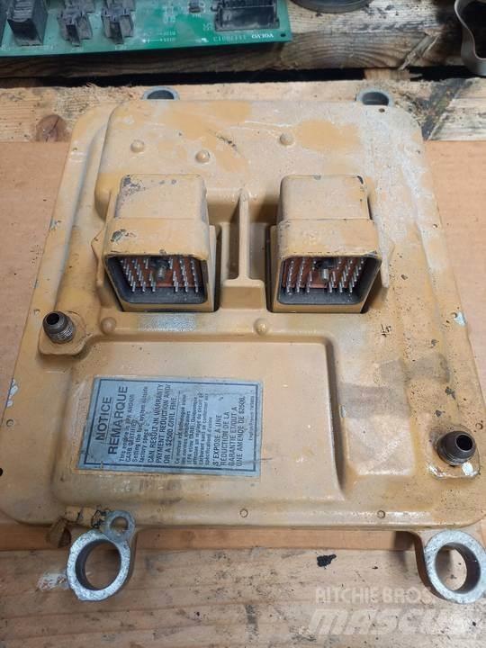 CAT 345C Καμπίνες και εσωτερικό