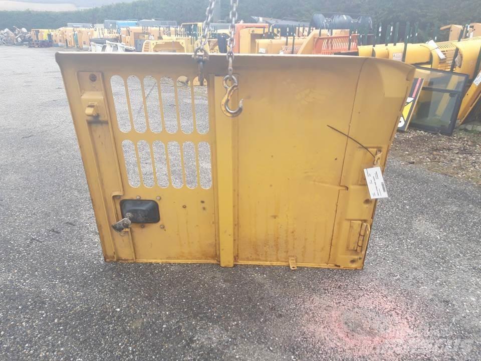 CAT 345C Καμπίνες και εσωτερικό