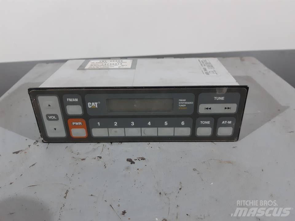CAT 345C Καμπίνες και εσωτερικό
