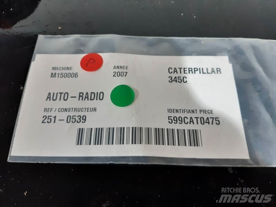 CAT 345C Καμπίνες και εσωτερικό