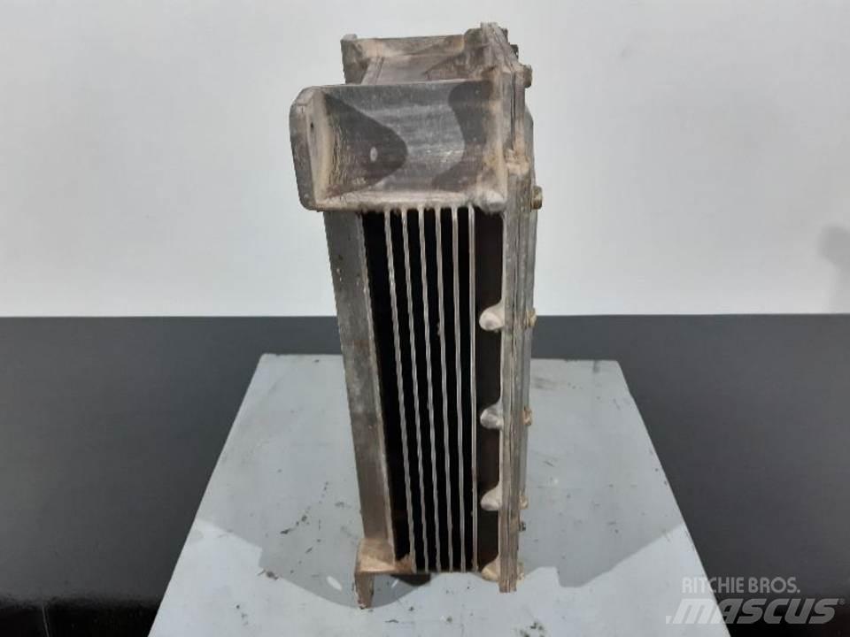 CAT 350 Καμπίνες και εσωτερικό