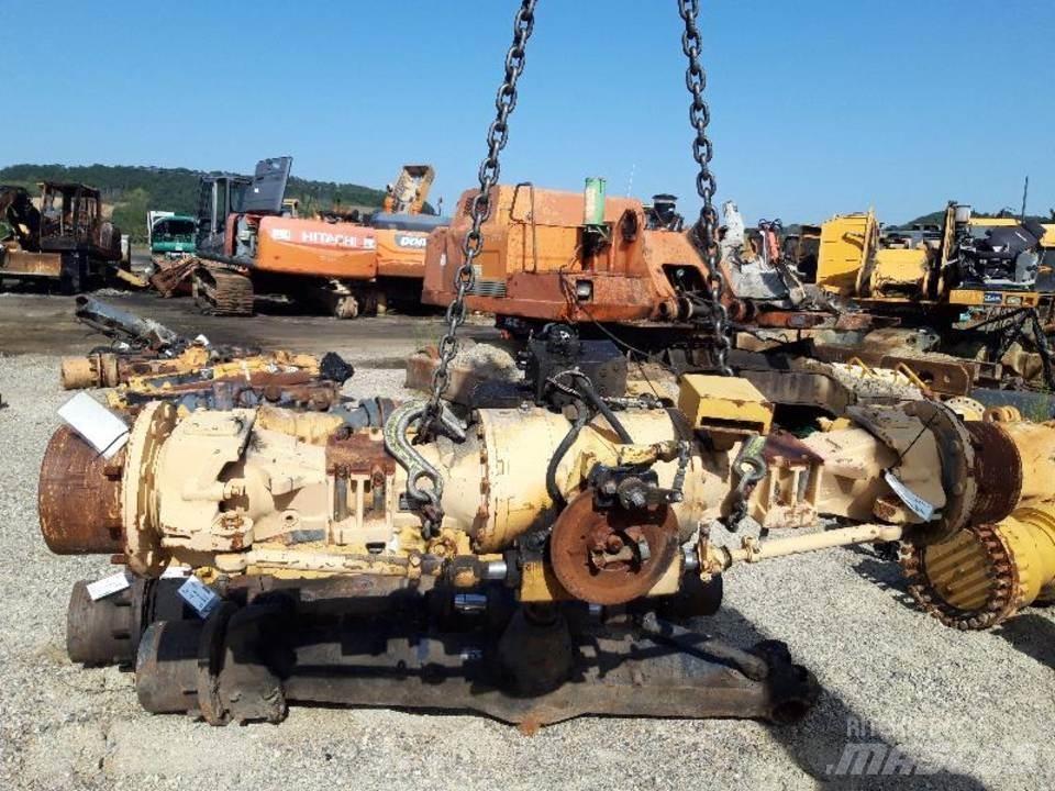 CAT 438B Μετάδοση κίνησης