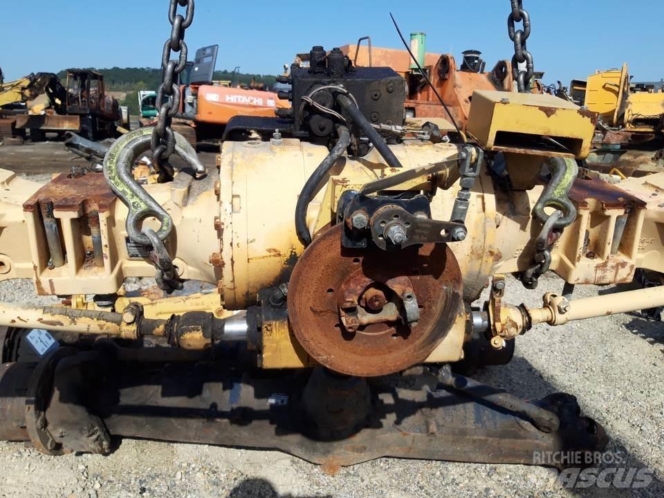 CAT 438B Μετάδοση κίνησης