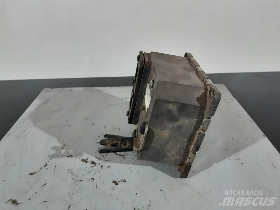 CAT 725 Καμπίνες και εσωτερικό