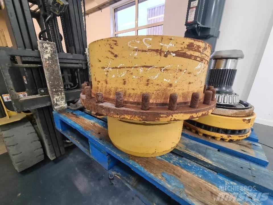 CAT 735 Μετάδοση κίνησης