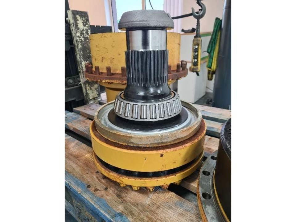 CAT 735 Μετάδοση κίνησης